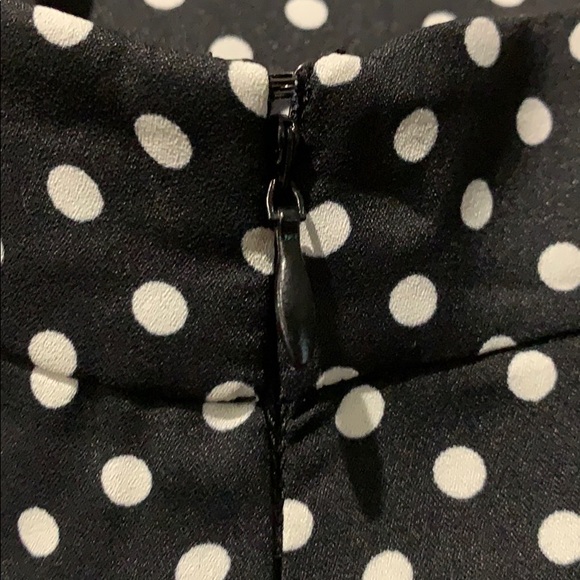 BCBG MAXAZRIA MINI SKIRT - Picture 7 of 8